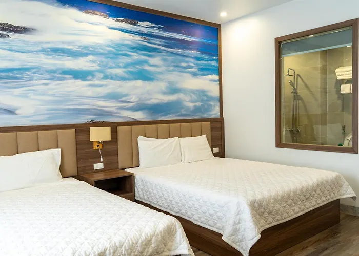Hotel Phuc Diamond
